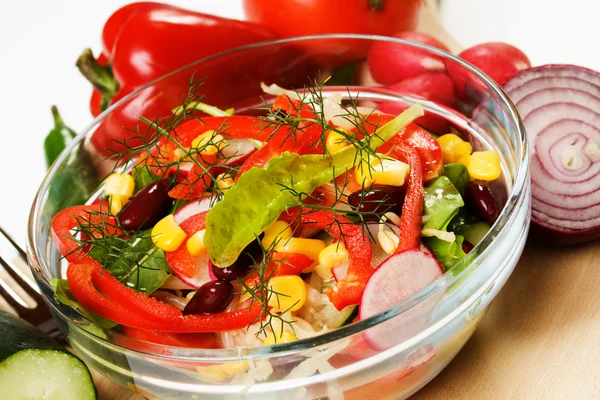 Salade de légumes mélangés — Photo