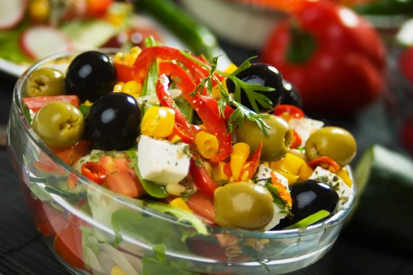 Delicious mediterranean cheese and olives salad — Stock Photo, Image