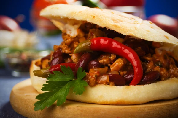 Mexicaanse chili bonen sandwich — Stockfoto