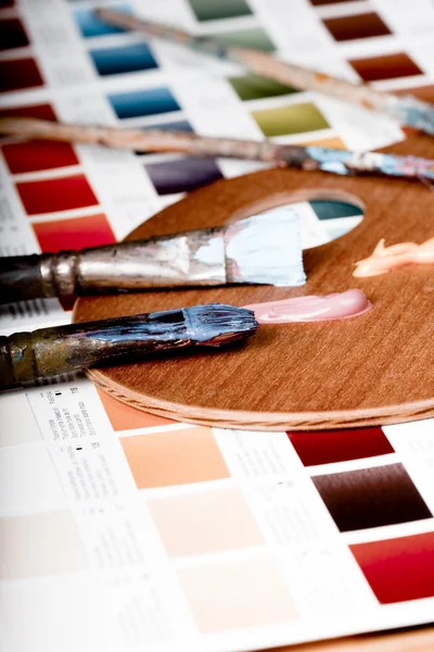 Artistic equipment and color chart — Stock Photo, Image