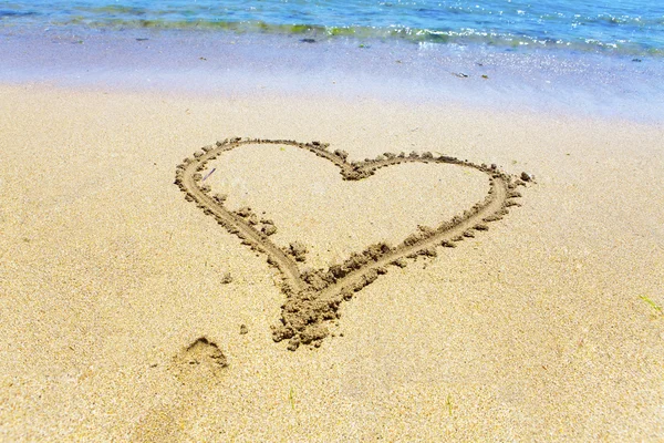 Picture of heart on sand — Stock Photo, Image