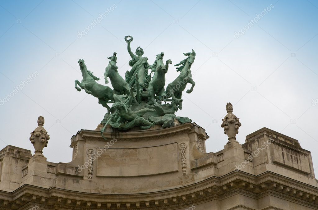 Horse statues in paris | Paris. Sculpture with horses on building Grand ...