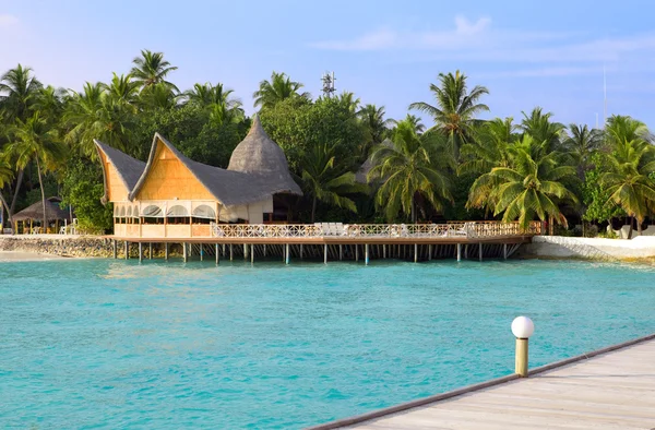 Insel im Ozean, Malediven. — Stockfoto
