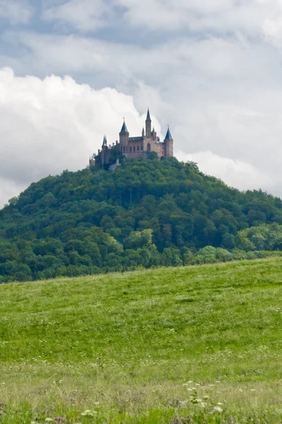 Гогенцоллерн замок у чорному лісі, Німеччина — стокове фото