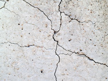 Crack in concrete2