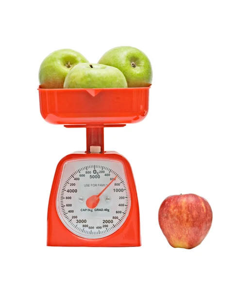 Cozinha balança de peso maçãs — Fotografia de Stock