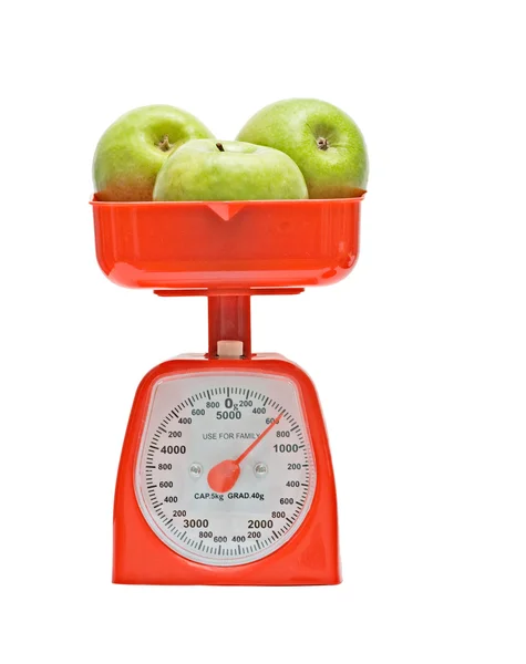 Keuken schaal weging appels — Stockfoto