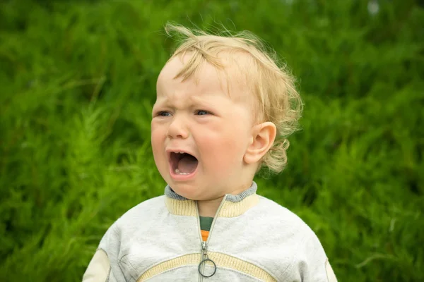 Child crying — Stock Photo, Image