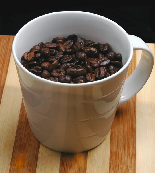 上一杯咖啡咖啡豆 — 图库照片