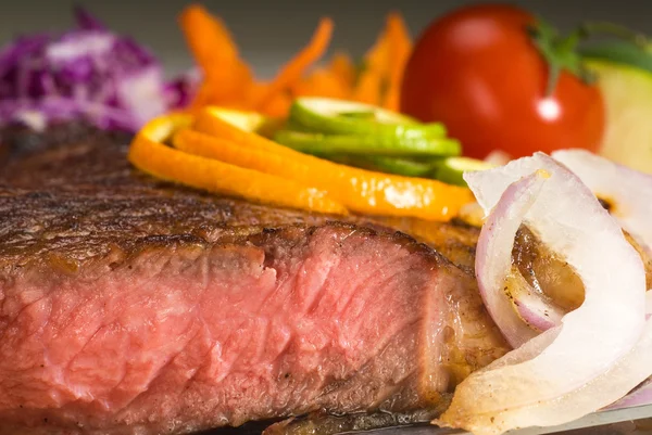 Nötkött ribeye steak — Stockfoto