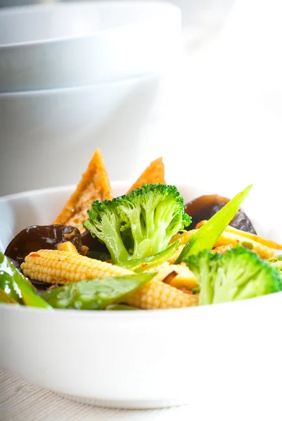 Tofu beancurd e legumes — Fotografia de Stock