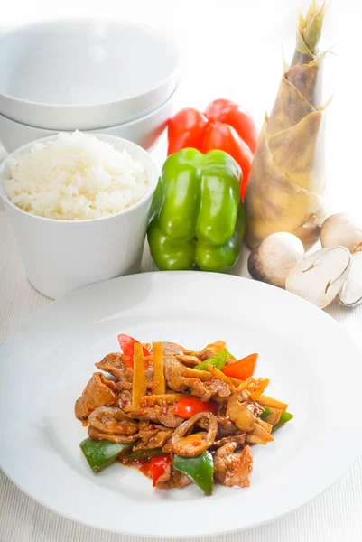 Kinesisk biff och grönsaker — Stockfoto