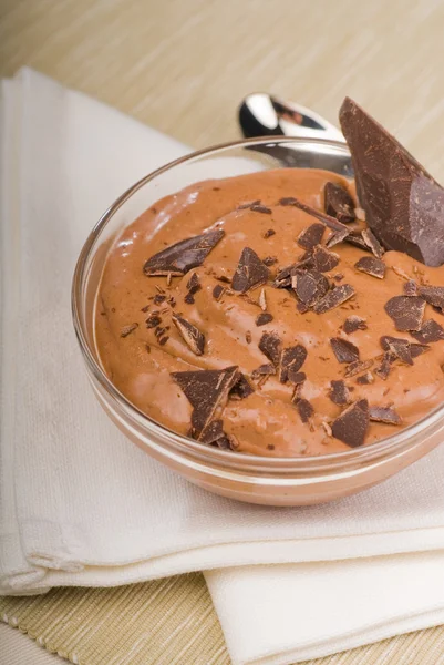 Mousse de chocolate caseiro fresco — Fotografia de Stock