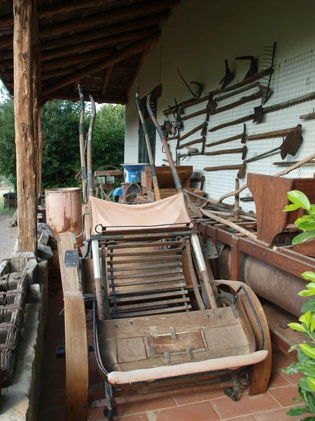 Instrumentos agrícolas antiguos — Foto de Stock
