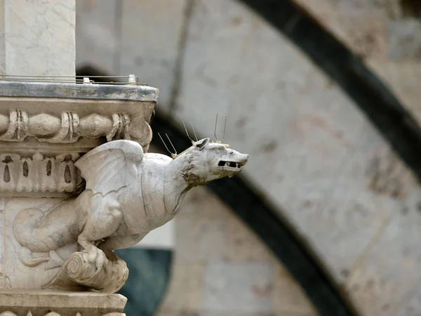 Siena - maravillosamente decorado Capella di Piazza — Foto de Stock