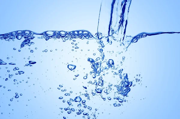 Corriente de agua azul clara —  Fotos de Stock