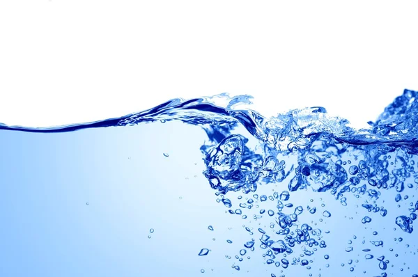 Чистою блакитною водою хвилі — стокове фото