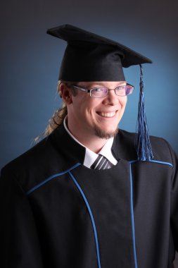 Genç mezuniyet adam