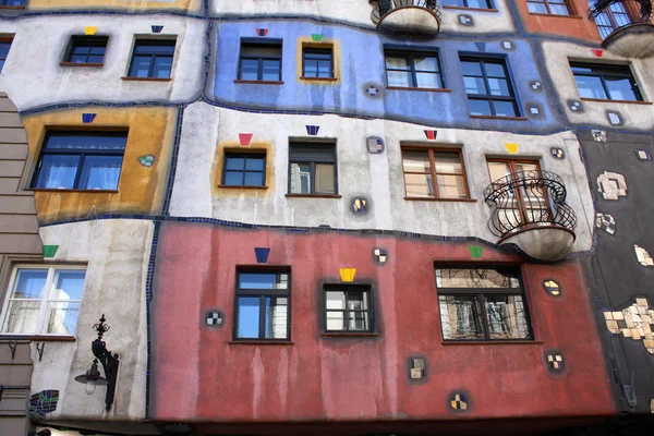 Colorful Hundertwasserhaus — Stock Photo, Image