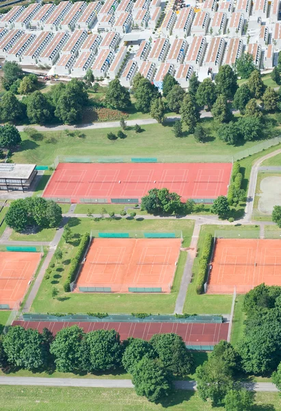 Letecký pohled na tenisové kurty — Stock fotografie