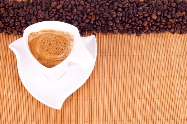 Kaffee und Kaffeebalken — Stockfoto