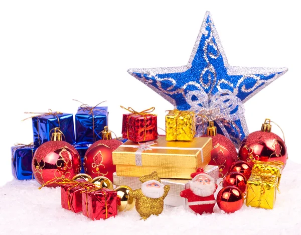 Rot, blau, goldener Weihnachtsschmuck — Stockfoto