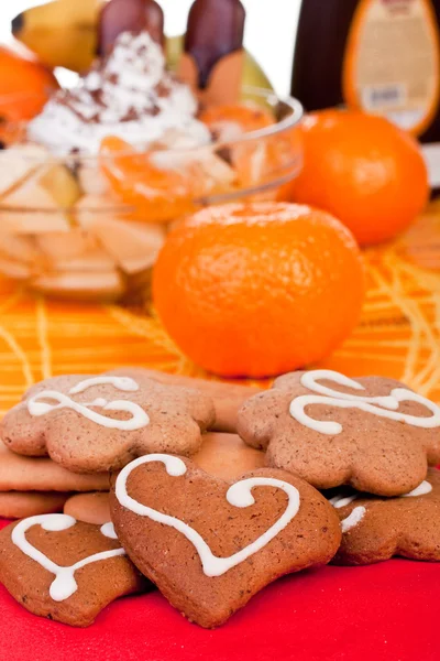 Cookies with fruits in background — Stock Photo, Image