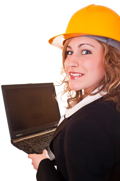 Бізнес-леді з ноутбуком на роботі — стокове фото