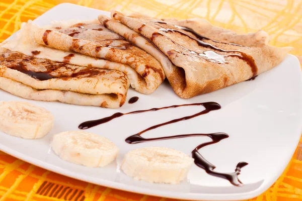 Delicious pancakes on plate — Stock Photo, Image