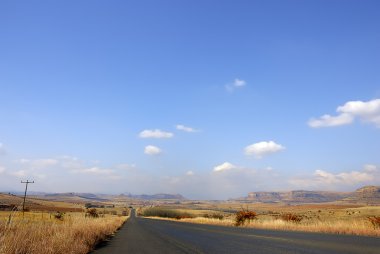 asfalt yol ülke