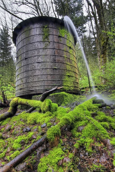 Torre de agua vieja 2 —  Fotos de Stock
