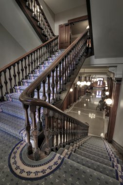 koridor içine eski merdiven