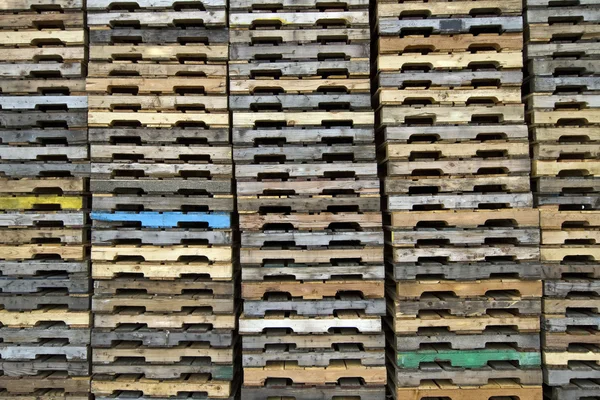 Paletes de madeira fundo — Fotografia de Stock
