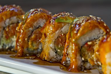 unagi suşi rulo