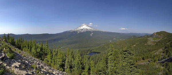 Mount hood en spiegel meer panorama — Stockfoto