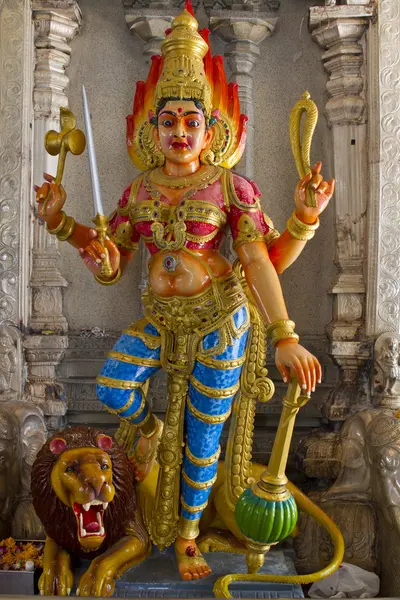 Индуистская богиня Дурга на Льве — стоковое фото