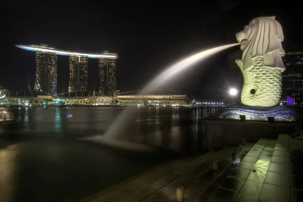 Singapore City Skyline au Merlion Park 2 — Photo