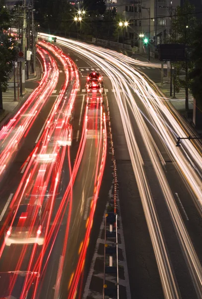 Şehirde gece trafiği — Stok fotoğraf