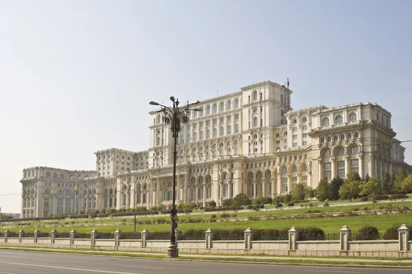 El Parlamento Casa-Bucarest, Rumania — Foto de Stock