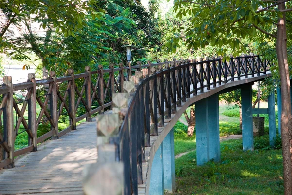 Ponte di legno — Foto Stock