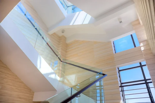 Luxe trap van hall — Stockfoto