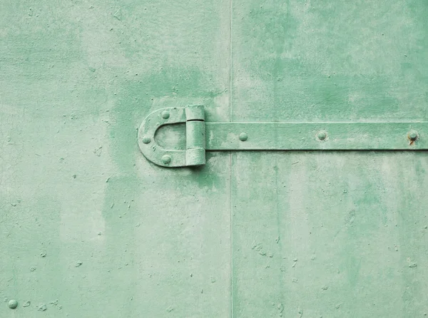 Old rusty lock on the garage door — Stock Photo, Image