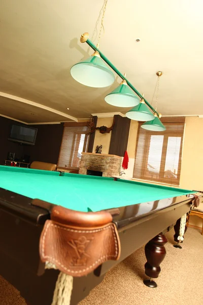 Tavolo verde per gioco a biliardo — Foto Stock