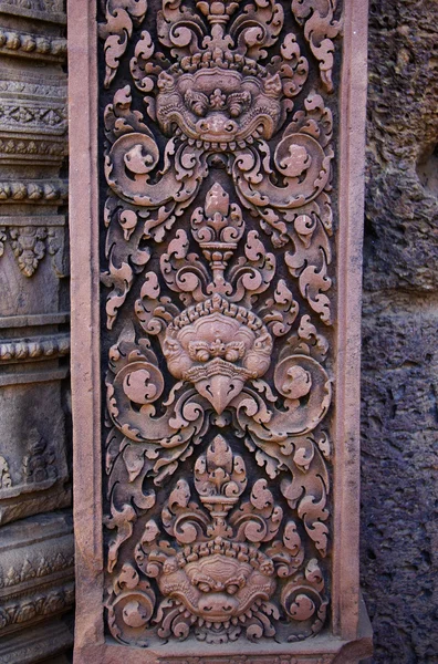 Primer plano en piedra grabada de Prasat Kravan —  Fotos de Stock