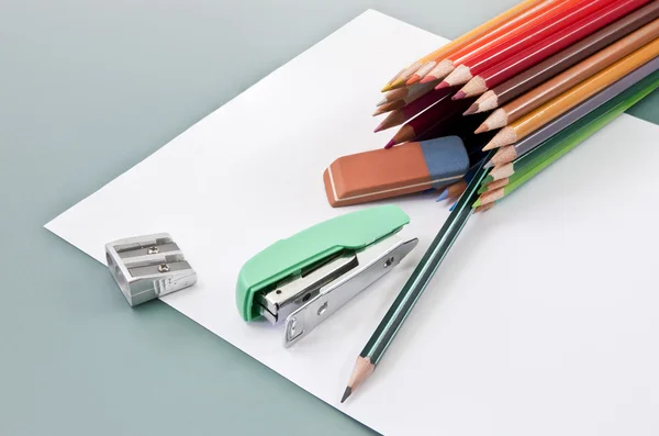 School supplies on a white paper — Stock Photo, Image