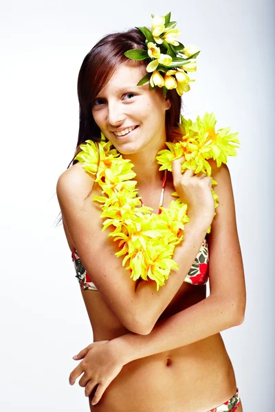 Krásná dívka - havajském stylu — Stock fotografie