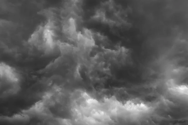 Nuvens tempestuosas . — Fotografia de Stock