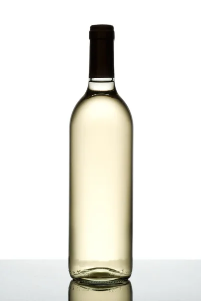 Бутылка белого вина. — стоковое фото