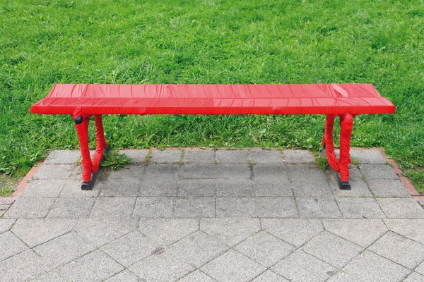 Romantický lavička v parku — Stock fotografie