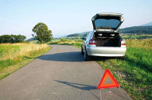 Auto-ongeluk op de landweg — Stockfoto